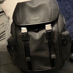 Authentic large Michael kors bookbag